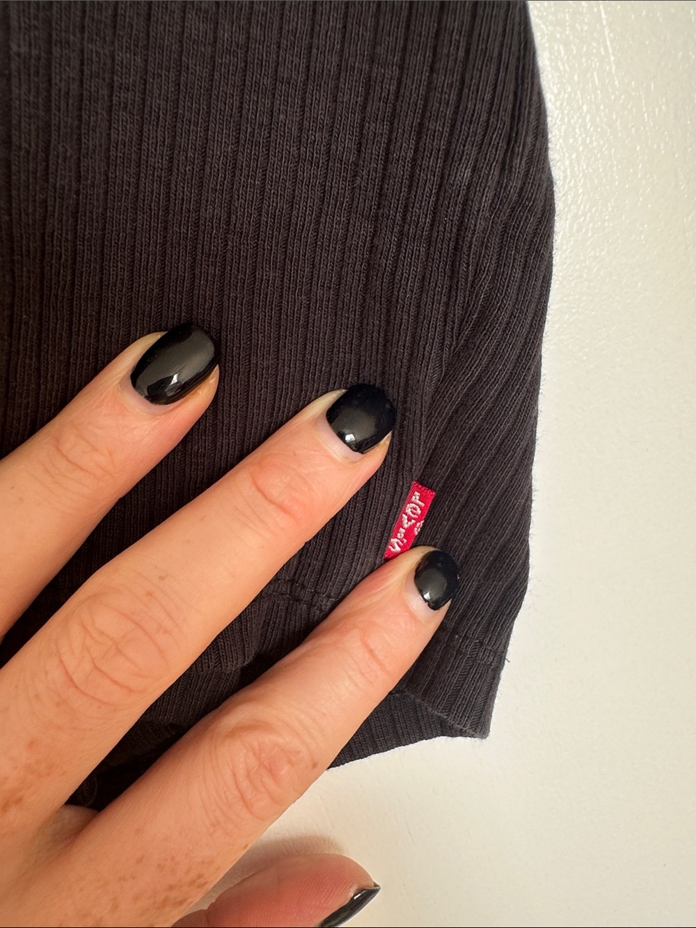 Levi's Black Ribbed Button-Up Long Sleeve Top - Picture 6 of 6